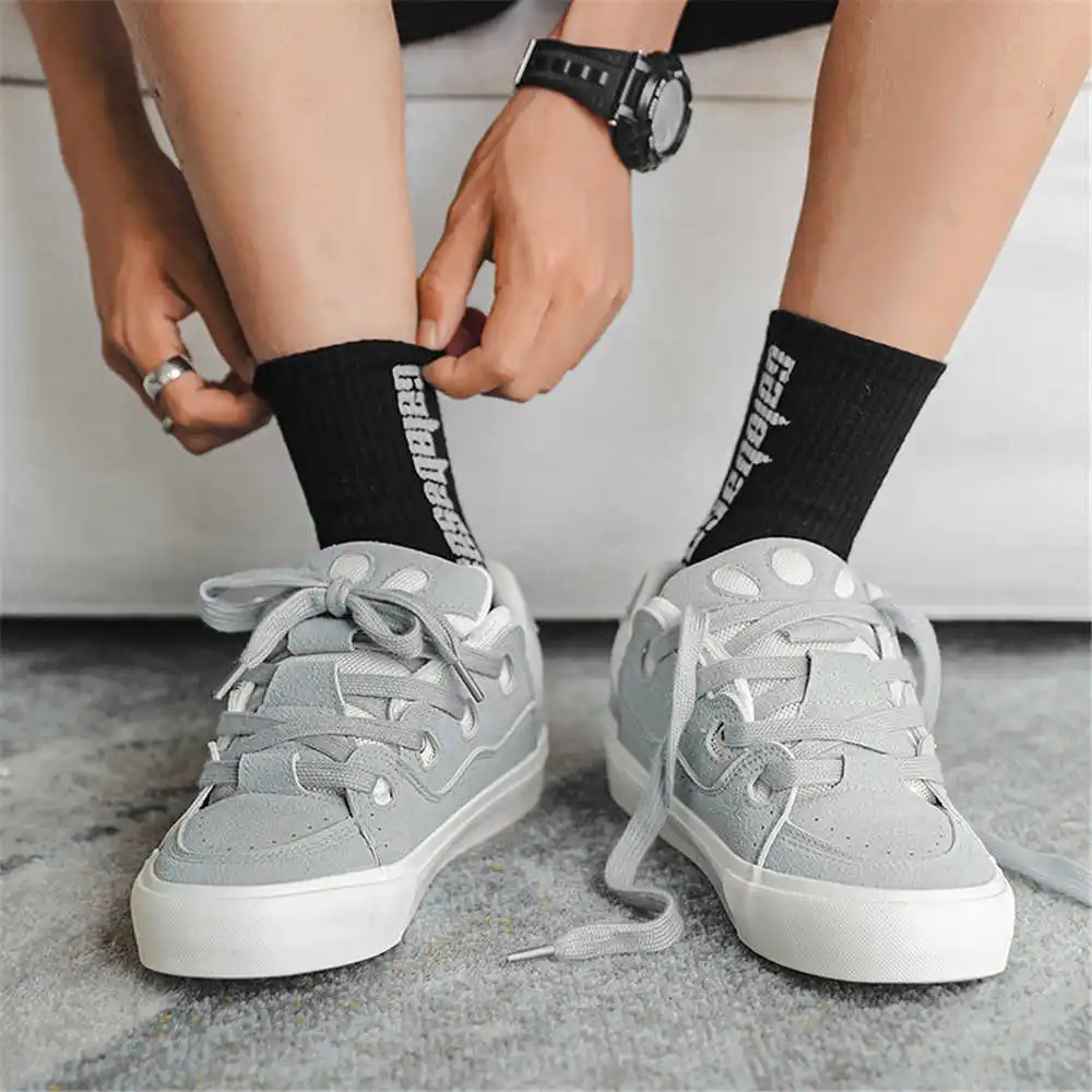 Met vetersluiting Hiphop Schoo - Streetwear Brand Famous recensie en prijs