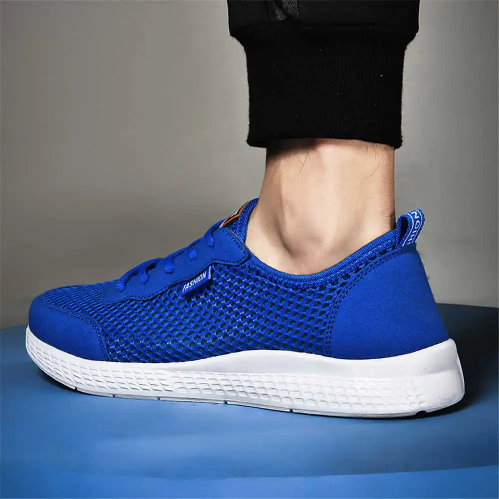 35-46 Ademende Lichtblauwe Sne - Streetwear Brand Famous recensie en prijs
